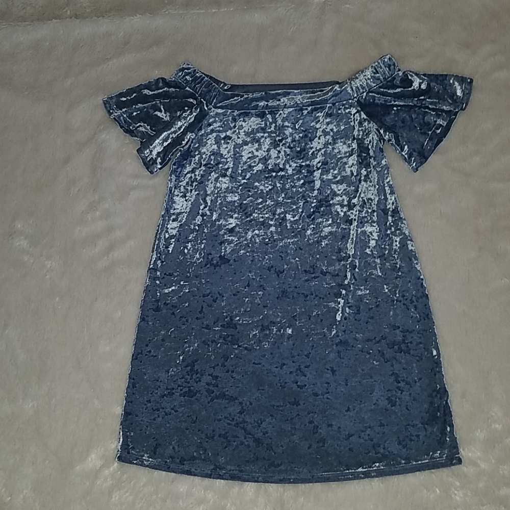 Flowy velvet dress